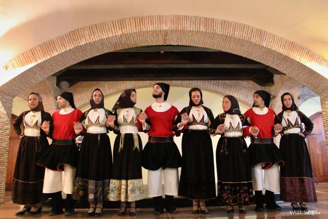 Hotel Taloro Gavoi Zewnętrze zdjęcie