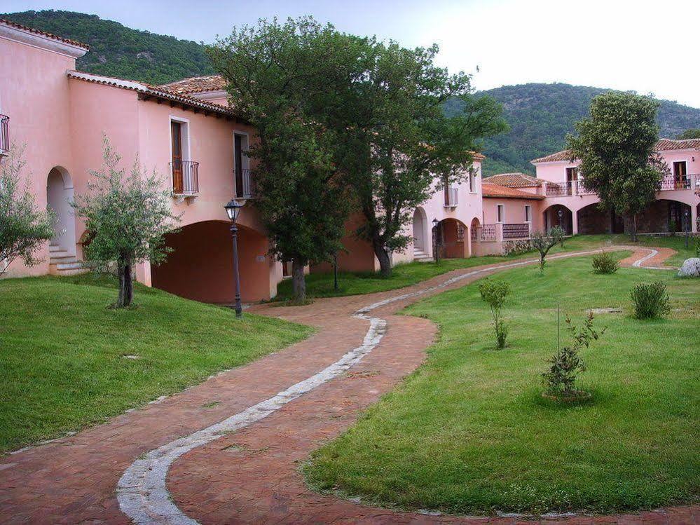 Hotel Taloro Gavoi Zewnętrze zdjęcie